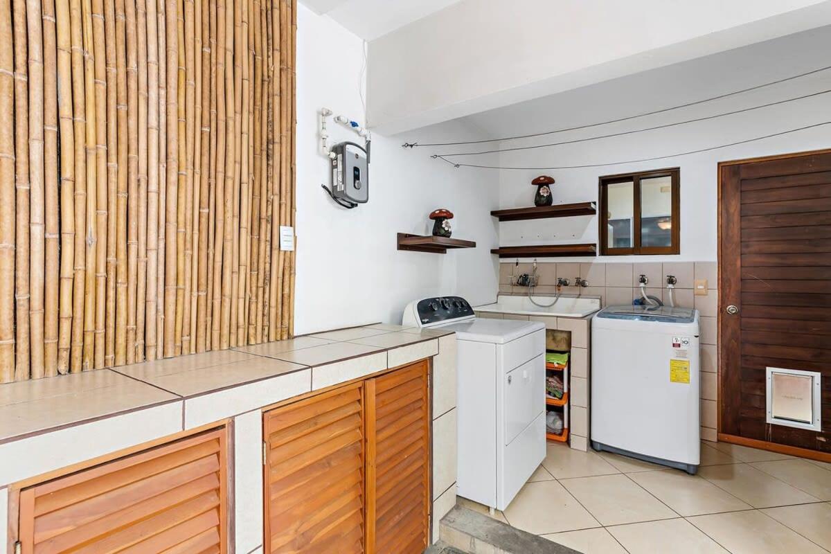 Fabulous 2-story With Big Pool - Short Drive To Beaches * Garita